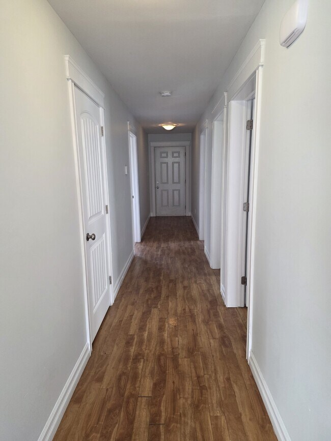 Photo - 693 St Margarets Bay Rd Unit 301