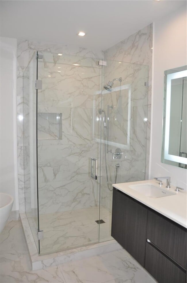 Photo - 275 Giralda Ave Unit 6F