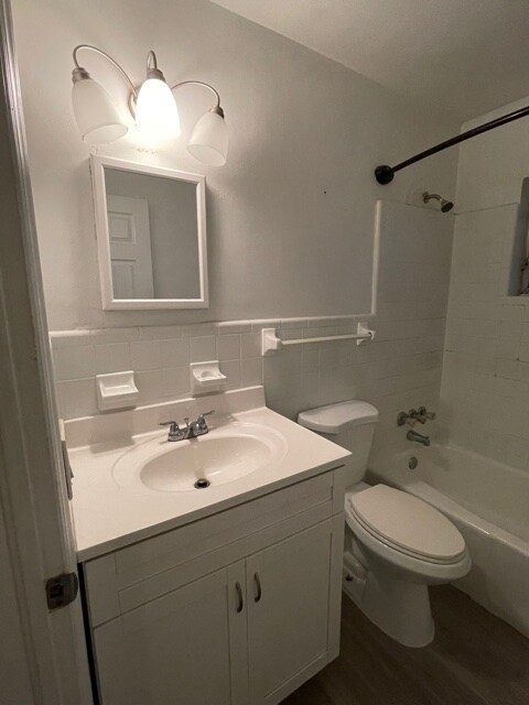 Photo - 29 E Spruce St