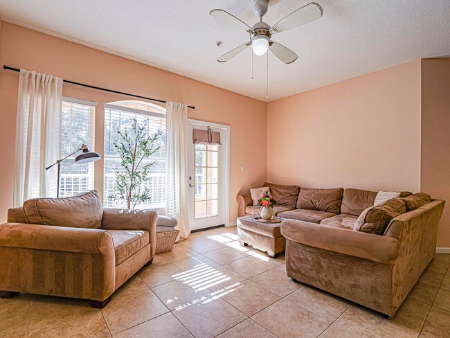 Photo - 5020 Fairways Cir Unit J208