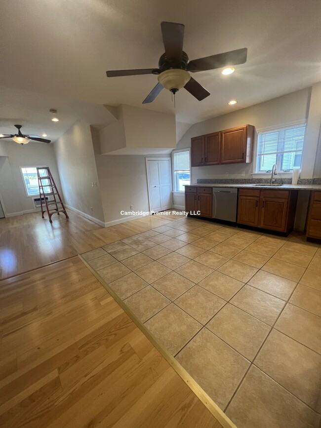 Photo - 3 Dudley St Unit 1