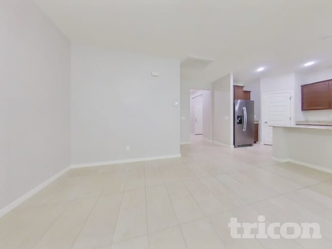 Photo - 605 W Cholena Trail