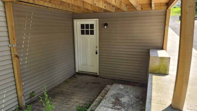 Photo - 1157 W Pine St Apartamento Unidad 1157 W Pine st Rear