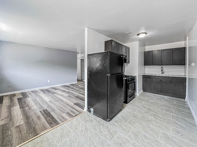 Photo - 6454 N Broad St Unit 334A