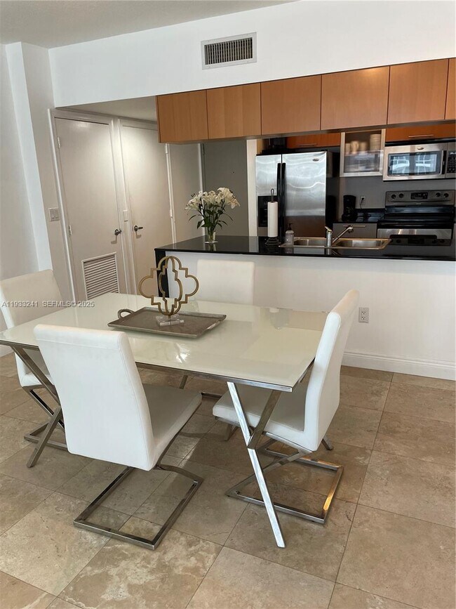 Photo - 1750 N Bayshore Dr Unit 2904