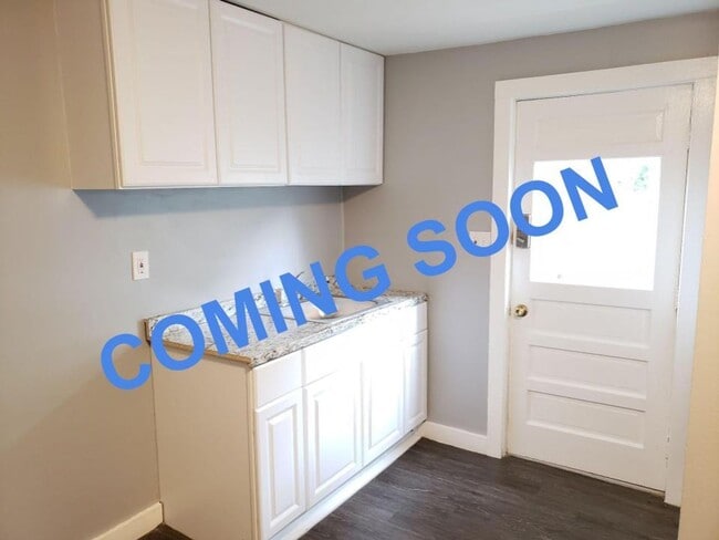 Building Photo - 436 Granite St Unit 4