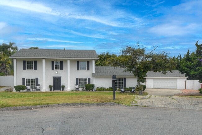 Photo - Coastal Living at Its Finest in Leucadia Casa