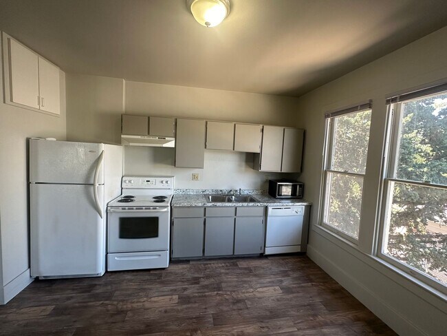 Photo - 1715 11th Ave Unidad A
