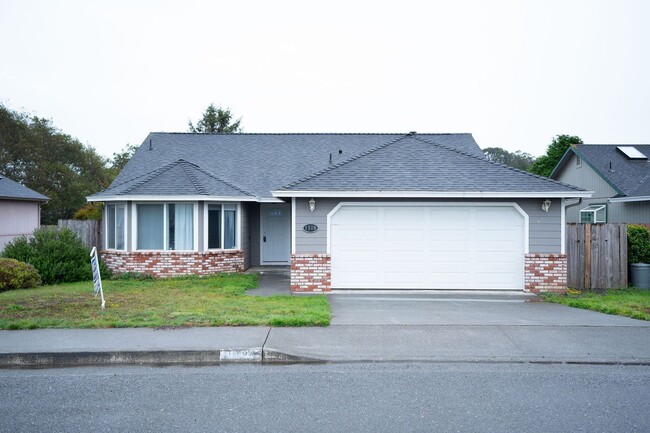 Single Family Home in McKinleyville! - Single Family Home in McKinleyville!