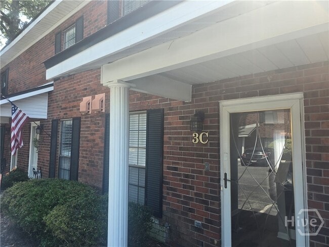 232 Stephenson Ave