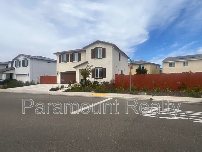 Photo - 1878 Holland Ln