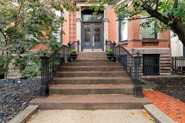 Photo - 302 Commonwealth Ave Unit c