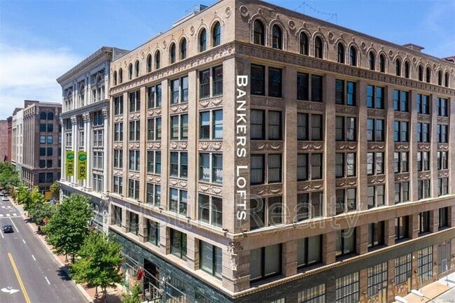 Building Photo - 901 Washington Ave Unit 301