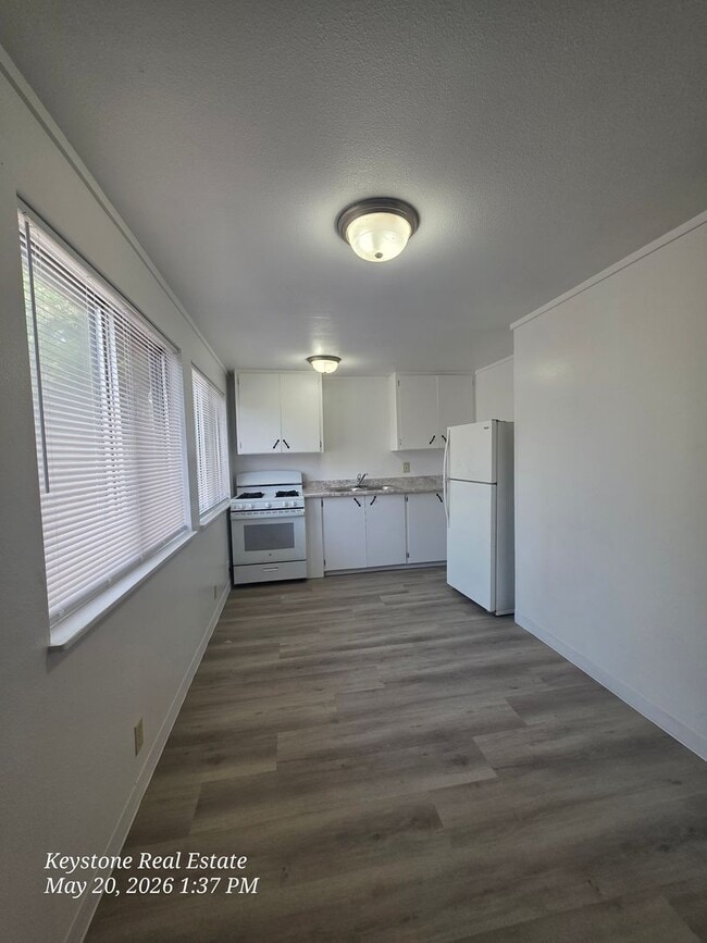 Building Photo - Charming 1 bed 1 bath