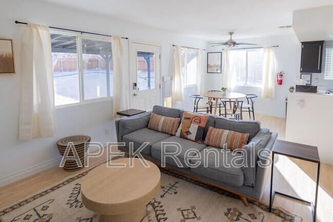 Photo - 61493 Desert Air Rd