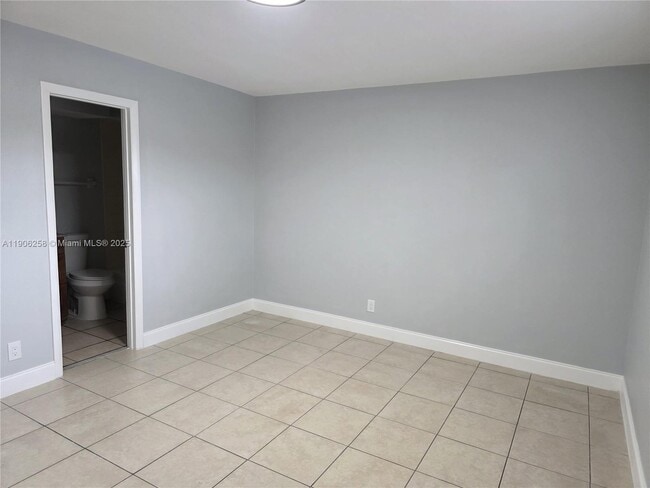 Photo - 7910 N Colony Cir Unidad 208