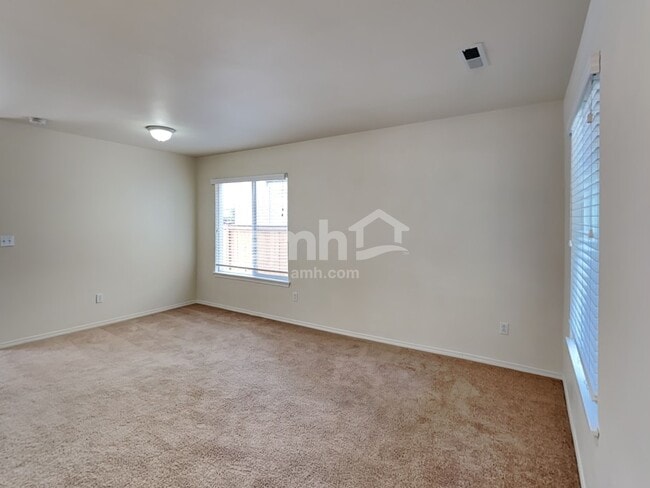 Photo - 5008 S Mullen St