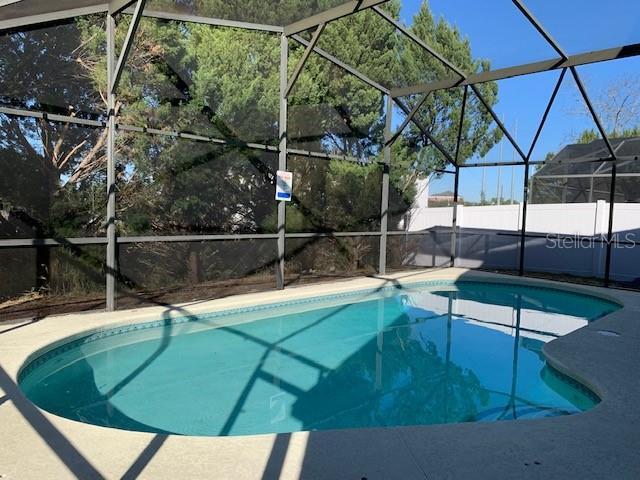 Photo - 429 Majesty Dr