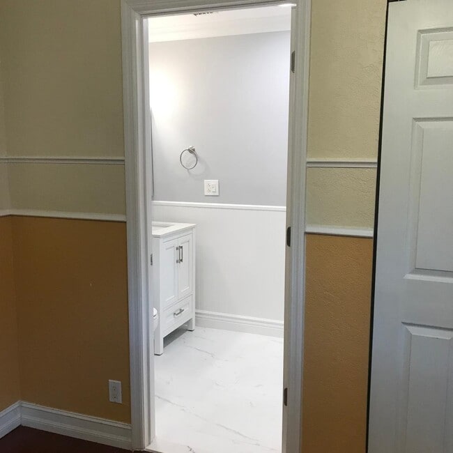 Photo - 2430 NW 102nd Ter Unidad 1