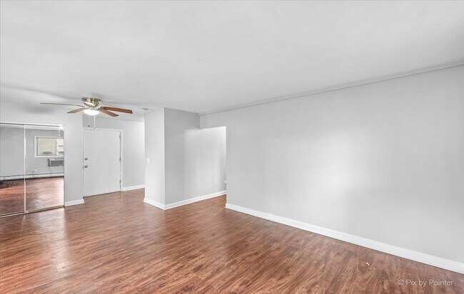 Photo - 1080 N Wheeling Rd Unit 3B