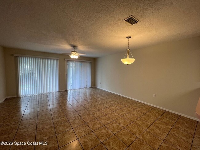 Photo - 2990 S Fiske Blvd