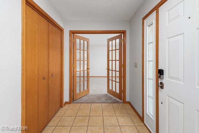 3081 Barnstable Ct