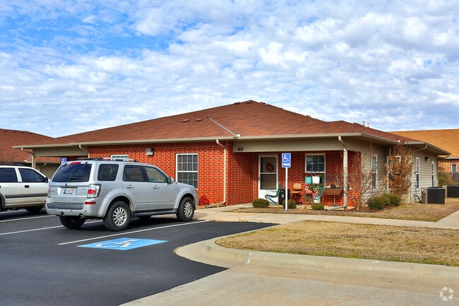 Photo - East Oaks Senior Living