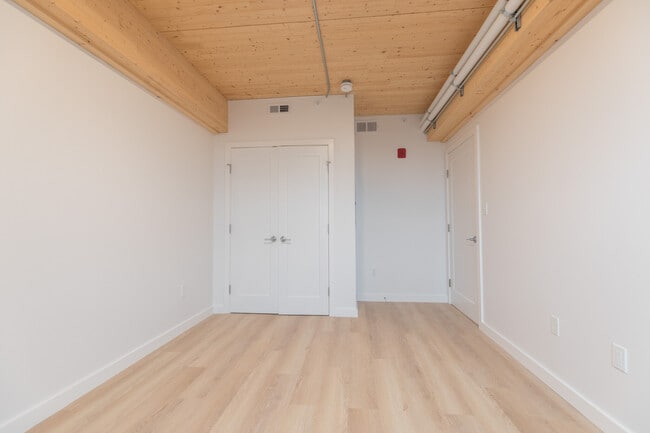 Photo - 150 Northampton St Unidad 704