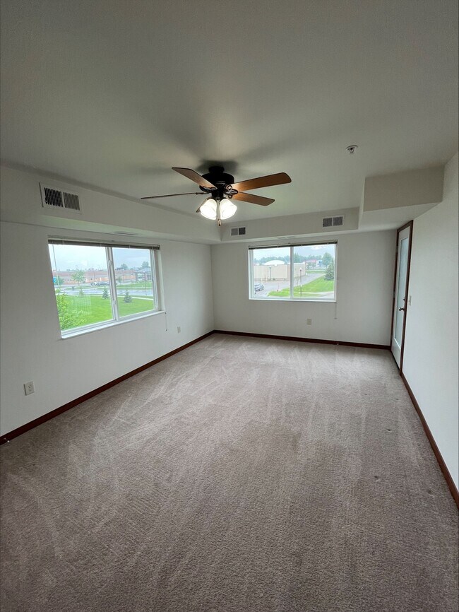 Photo - Highfield Apartments