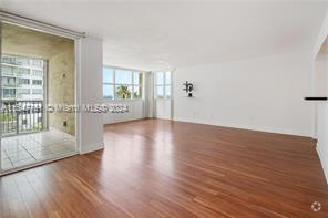 Building Photo - 1420 Brickell Bay Dr Unit 103 A Rental