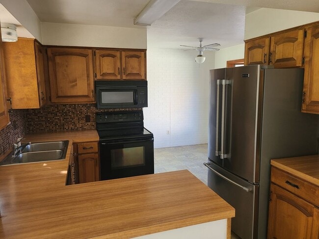 Photo - 236 Cypress Cir