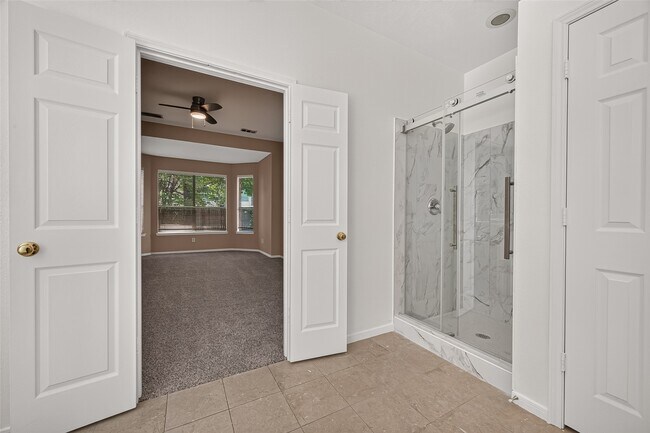 Photo - 18515 Autumn Park Dr