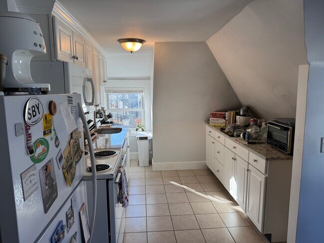 Photo - 32 Paul Revere Rd Unit 3