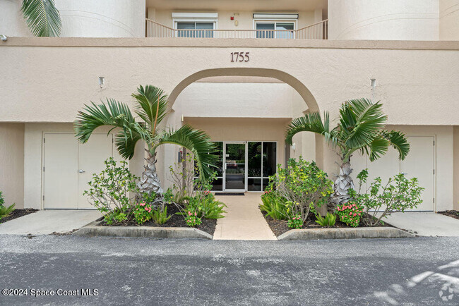 Building Photo - 1755 N Hwy A1A Unit 202 Rental