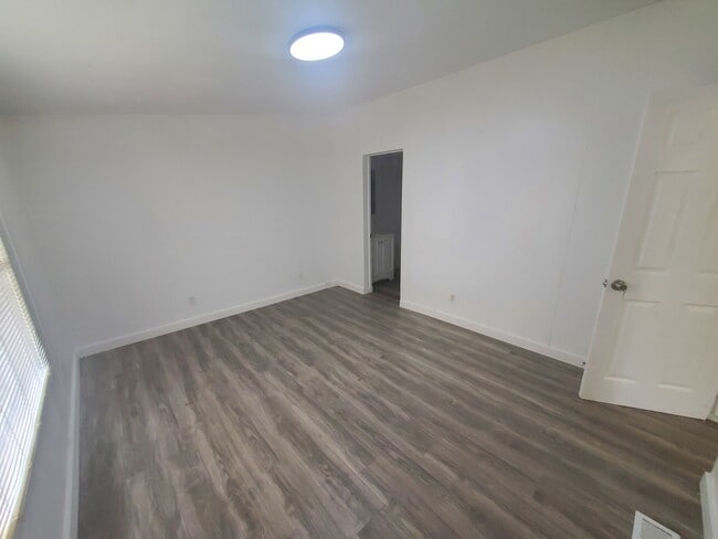 Photo - 205 Royal St