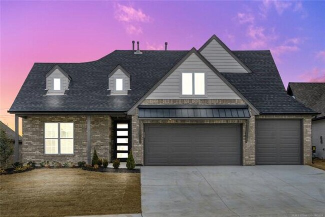 Stunning New Build in Torrey Lakes! - Stunning New Build in Torrey Lakes! House