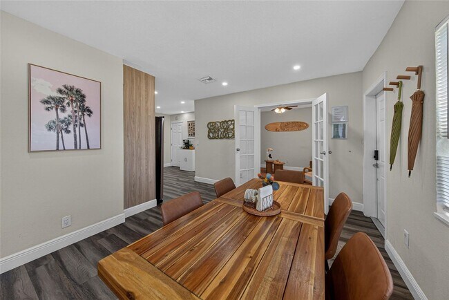 Photo - 540 NE 59th Ct