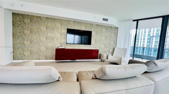 Photo - 1000 Brickell Plaza Unit 3002