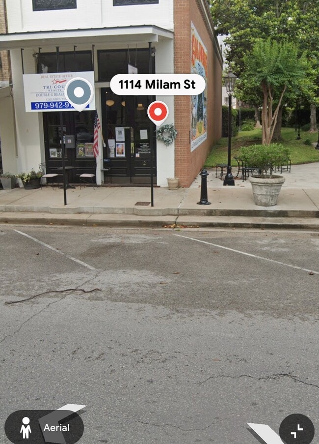 Building Photo - 1114 Milam St