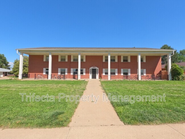 Building Photo - 1100 Hays St Unit 11 Rental