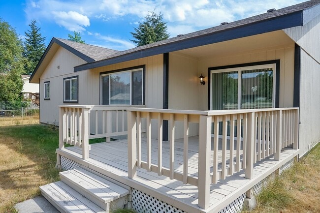 Photo - Three Bedroom Home in Hayden