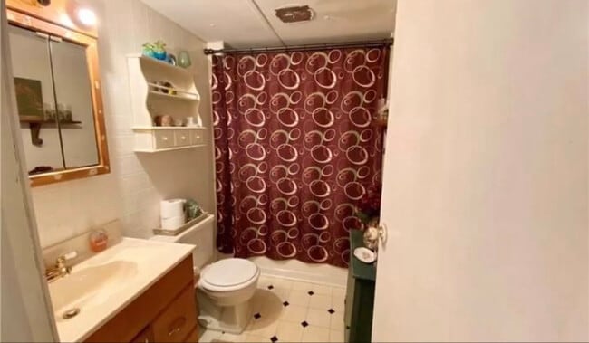 Photo - 148 Pine Tree Path