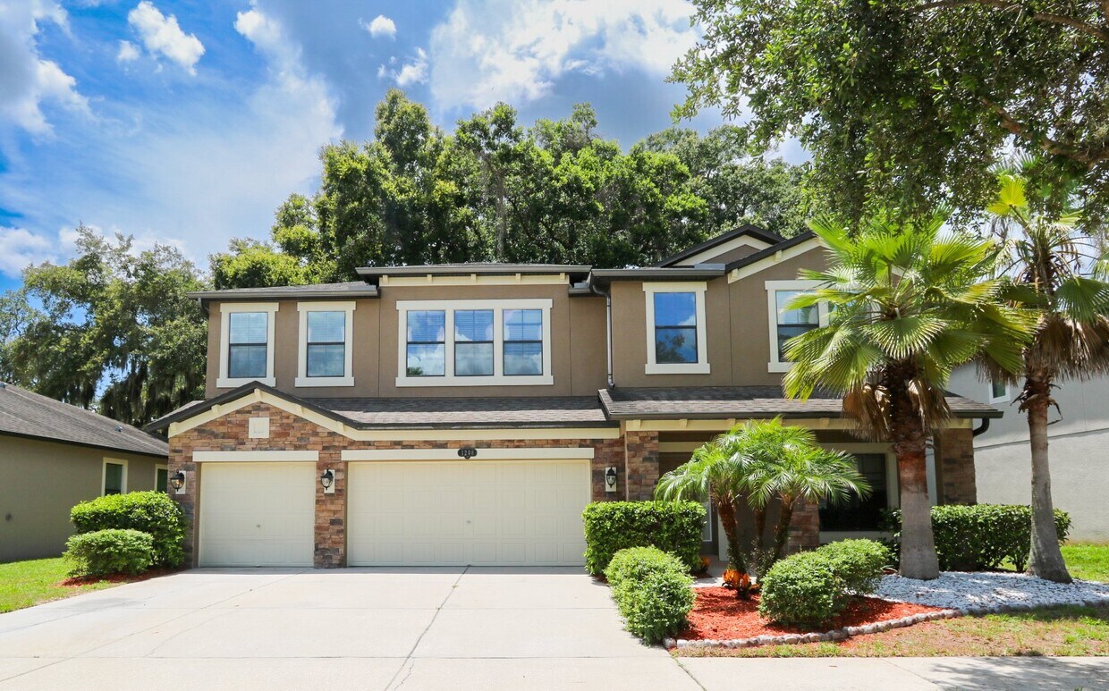 Gorgeous 5-bedroom, 4-bathroom, 3-car gara... - Gorgeous 5-bedroom, 4-bathroom, 3-car gara...