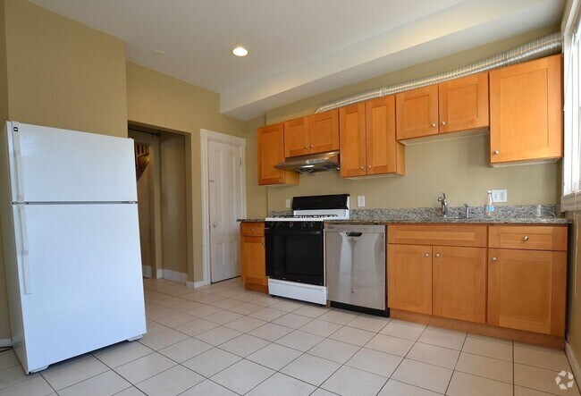 Building Photo - 4 Haskell Unit 1 Rental