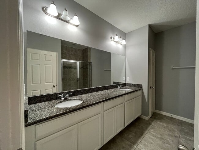 Photo - 117 Mitchell Crk Wy