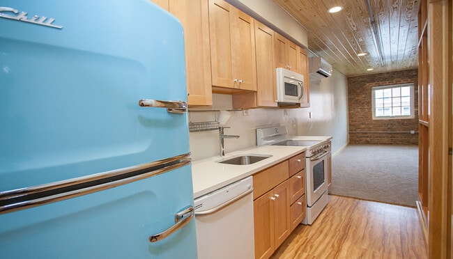 Photo - 80 W Water St Unit 202