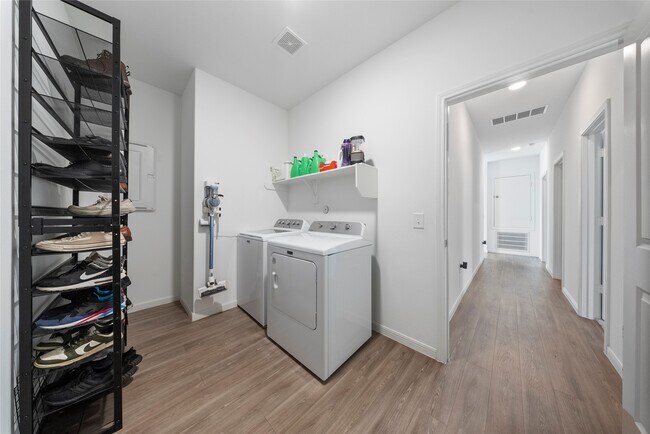 Photo - 21126 Coral Blossom Ln