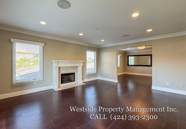 Photo - 1904 Manning Ave