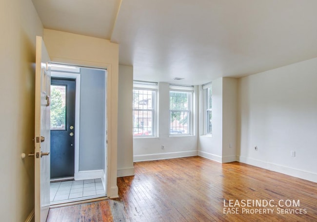 Photo - 1708 3rd St NW Unit #1