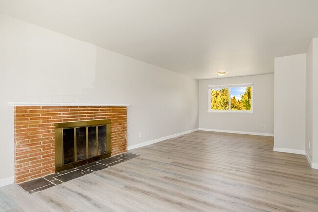 Photo - Crown Hill 3 Bedroom Daylight Basement Home